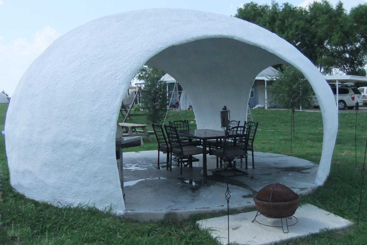 The Monolithic Gazeedome — This dome-shaped, long-lasting, low maintenance gazebo was designed by Mike South, using EcoShell I technology.