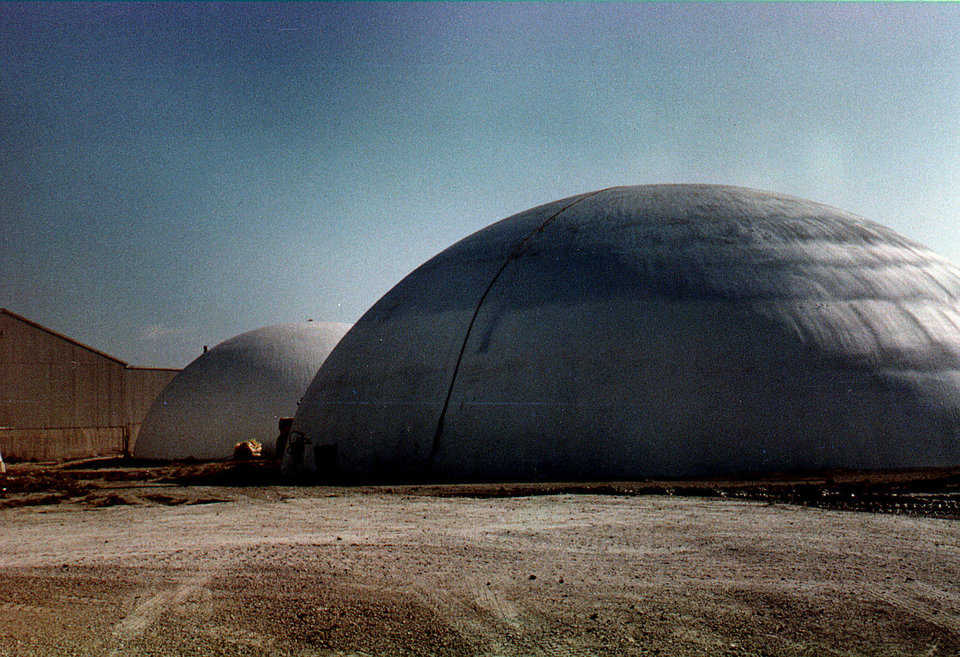 Bauxite Storages — Kaiser Bauxite had two 90’ diameter and one 75’ diameter Monolithic Domes built in Mexico and in Missouri for the storage of bauxite, a product imported from China for the production of aluminum.