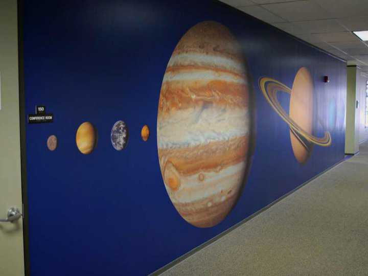 Designing murals for the aerospace industry is another Rawlings’ specialty.