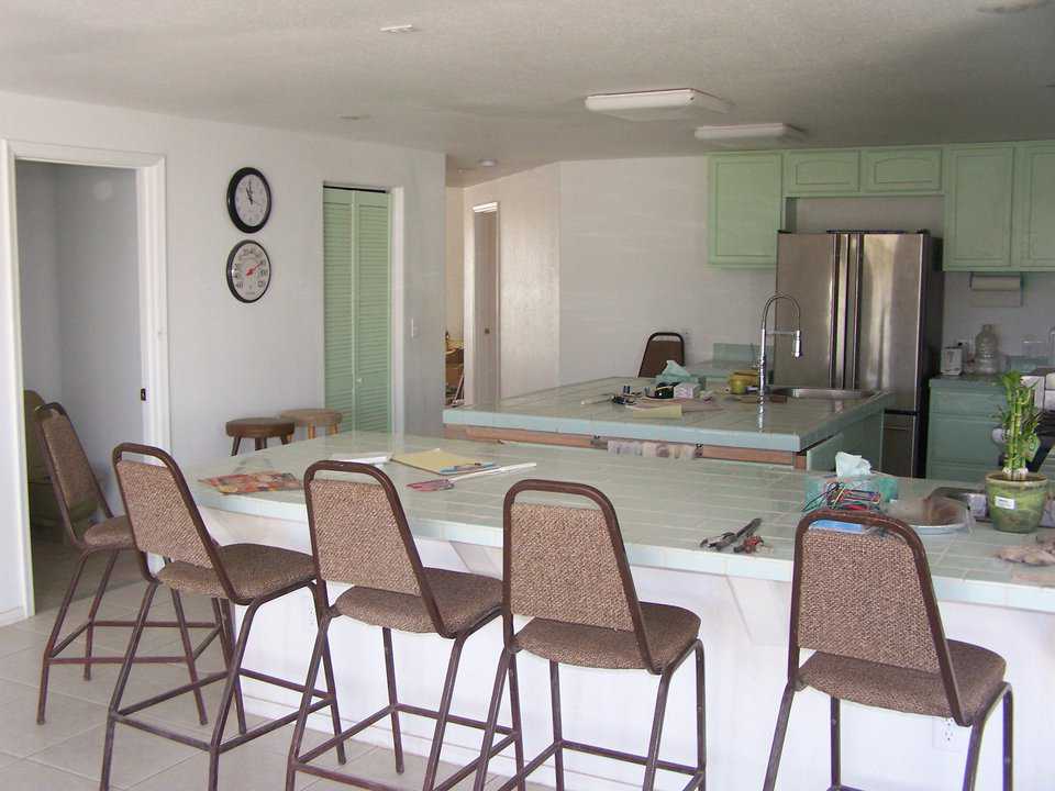 Anyone hungry? — The spacious kitchen includes an informal eating area.