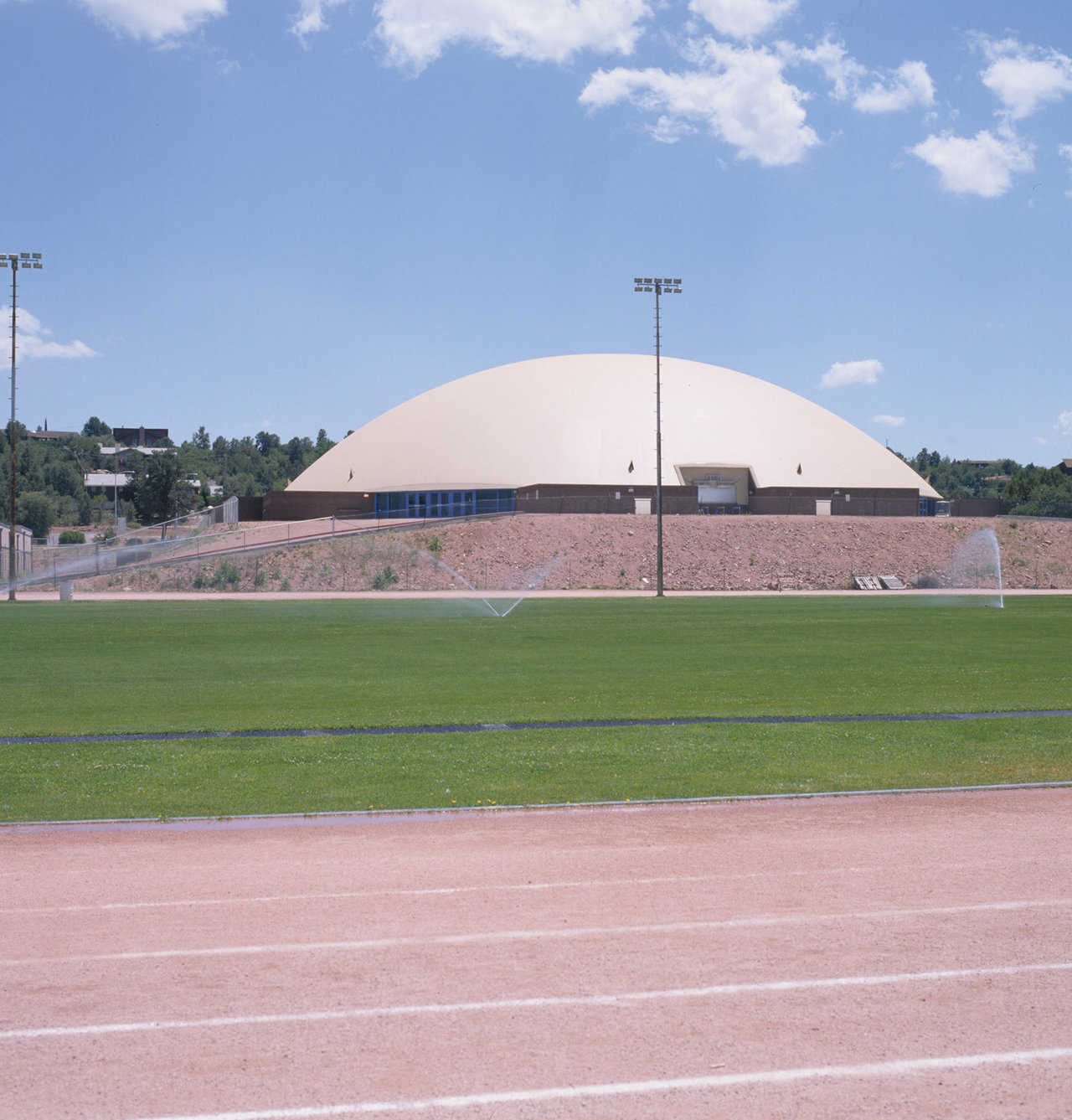 Going round! — Most residents of Payson readily accepted the dome’s round shape.