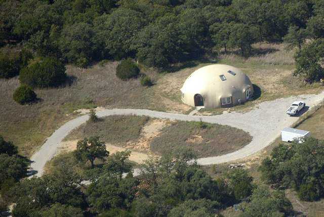 Palo Pinto Dome — By January 2008, this Monolithic Dome home was nearing completion.