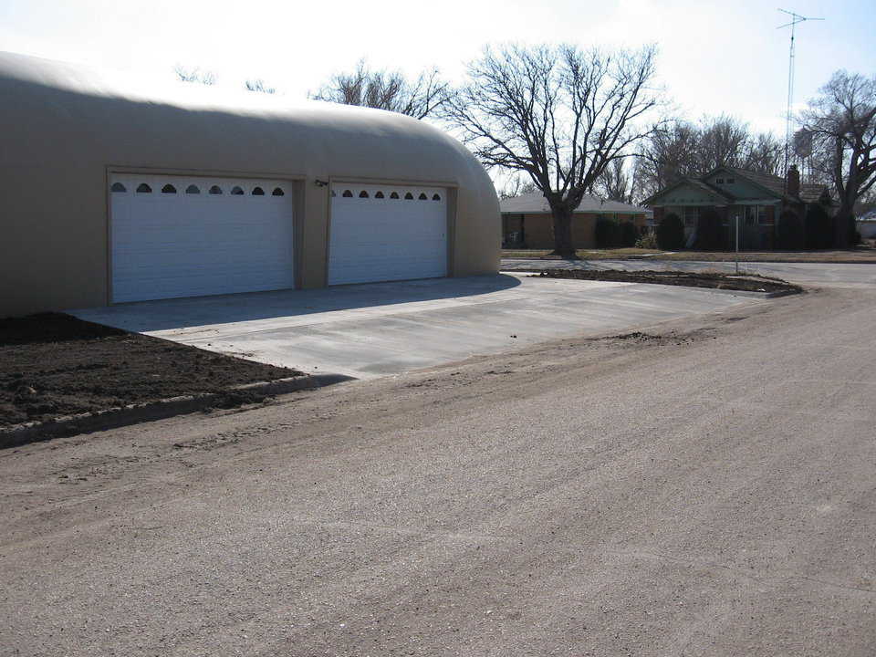 Twinkie — A visitor told the Mudds their 4-car garage looked like 2 giant Twinkies, so that’s what they call it.