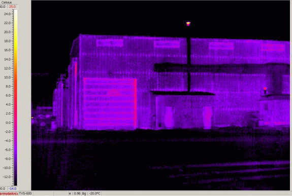 Figure 2.17 — Another metal shop building adjacent to the dome.  Note the brighter colors indicate more heat loss (obviously) than that of the super-insulated Monolithic Dome.
