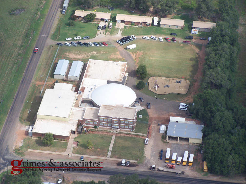 Aerial View — Kelton ISD tarted in 1904 with one teacher for all grades, Kelton now has 158 students and a beautiful, 100′ × 34′ Monolithic Dome for Grades 4 through 12.