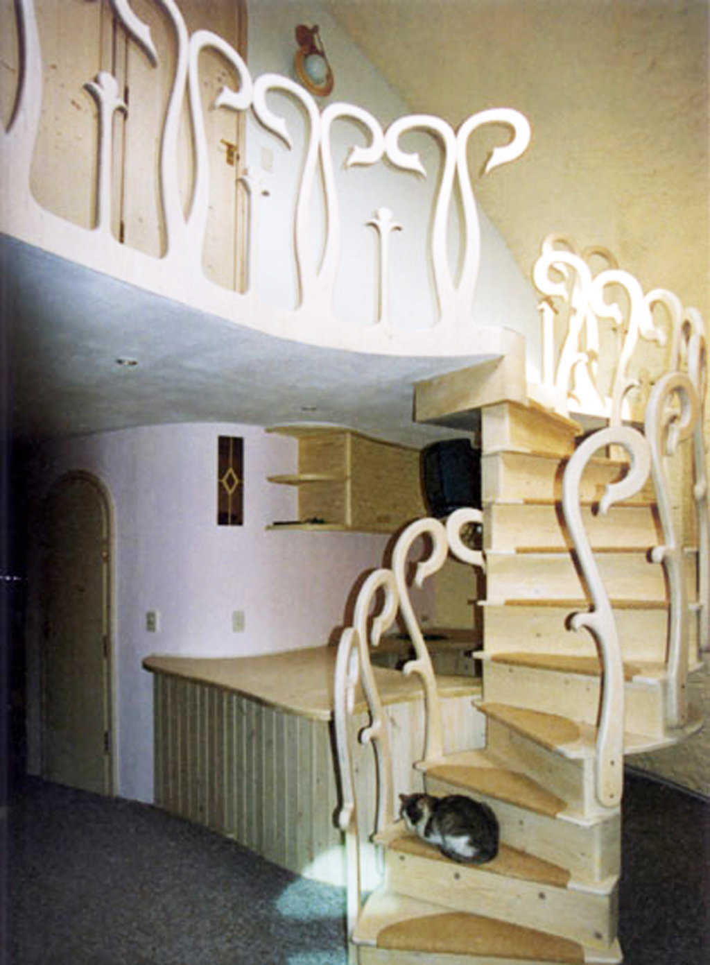 First Monolithic Dome home in Moscow, Russia — Its builder and graduate of a Monolithic Workshop said, “We spent a lot of time on the stairs. We had to come up with an inexpensive way to build it. Most troublesome was the railing because of the spiral form. But … we found a way ….”
