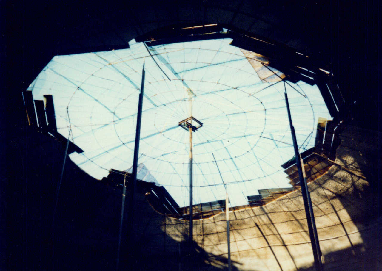 Consequences of steel fiber — Use of steel fibers instead of rebar allowed the top of this dome to cave in twice during construction. To repair this dome, we installed a rebar grid covered with welded wire fabric and re-sprayed both the urethane and shotcrete.