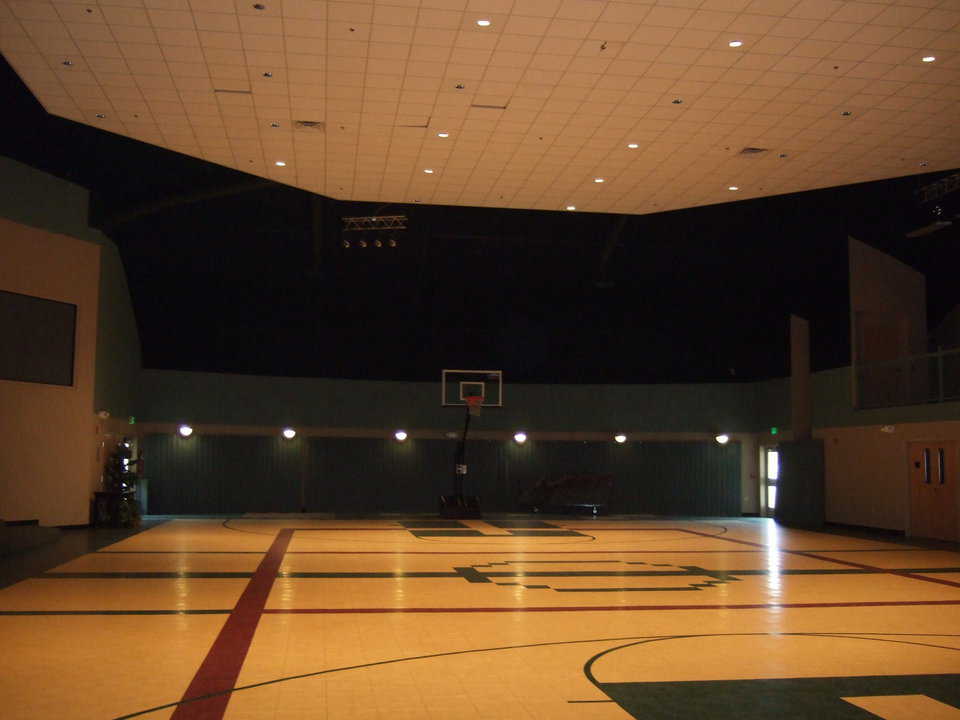 Shelter — The American Red Cross has certified Whaley’s dome as a community shelter. When the 2007 flood hit, the dome sheltered 150 Gainesville residents and volunteer helpers for 2 weeks.