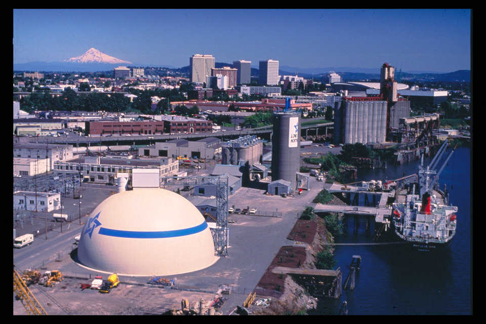 Giant billboard — All the dust is kept inside. It also serves as a giant billboard advertising the company’s presence. Most new cement storages of any size are being built utilizing the Monolithic Dome construction method.