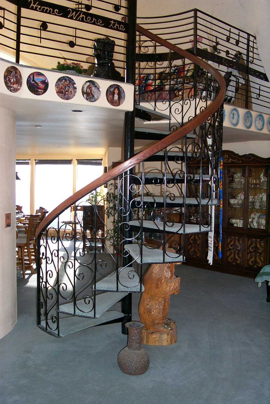 Musical Banister — It’s a giant music sheet: “Oh, Give me a home ….”