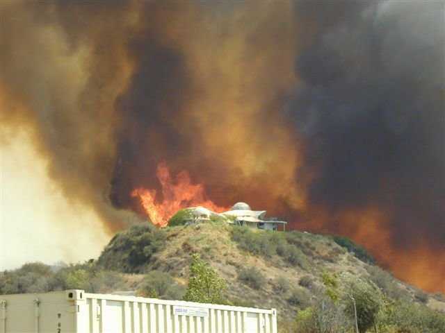 Bryant Fire — It endangered the communities of Calimesa and Yucaipa, California. The Braswells’ Monolithic Dome home was in its direct path but received relatively little damage. A conventionally built home would have been completely destroyed.