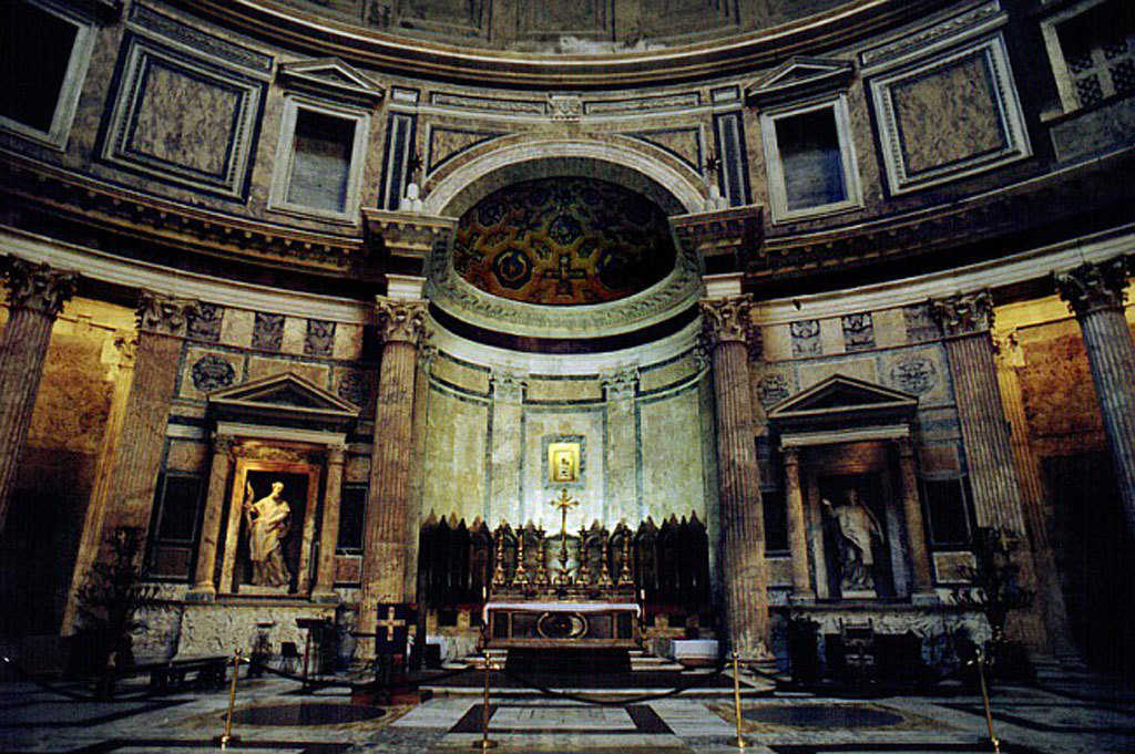 High altar — Using the design of Alessandro Specchi, Pope Clement XI (1700-1721) rebuilt the high altar and apse in the sanctuary.