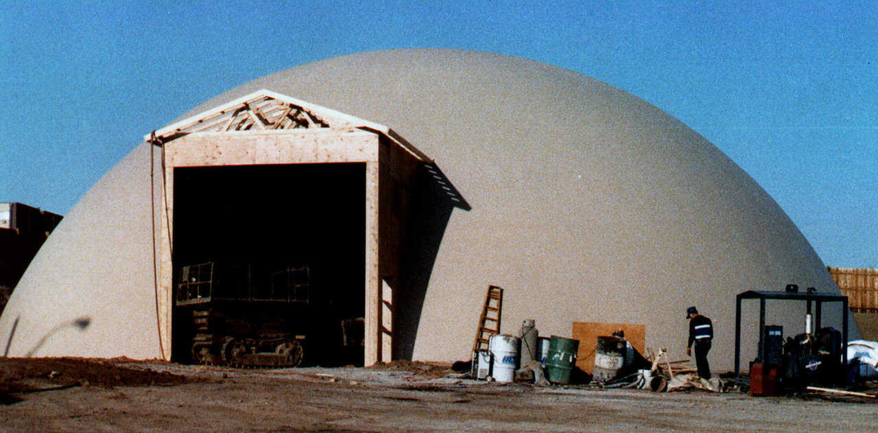 Salt Storage – Denver International Airport — Monolithic has pre-engineered, predesigned salt storages available in 3 sizes most communities need: 1000 ton, 1500 ton and 2500 ton.