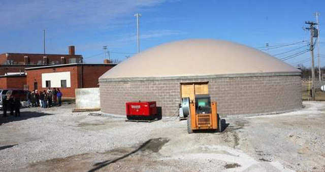 Niangua’s Disaster Shelter — This Monolithic Dome located in Niangua, Missouri has a diameter of 61.4 feet and a height of 21 feet that includes a nine-foot-high stemwall.