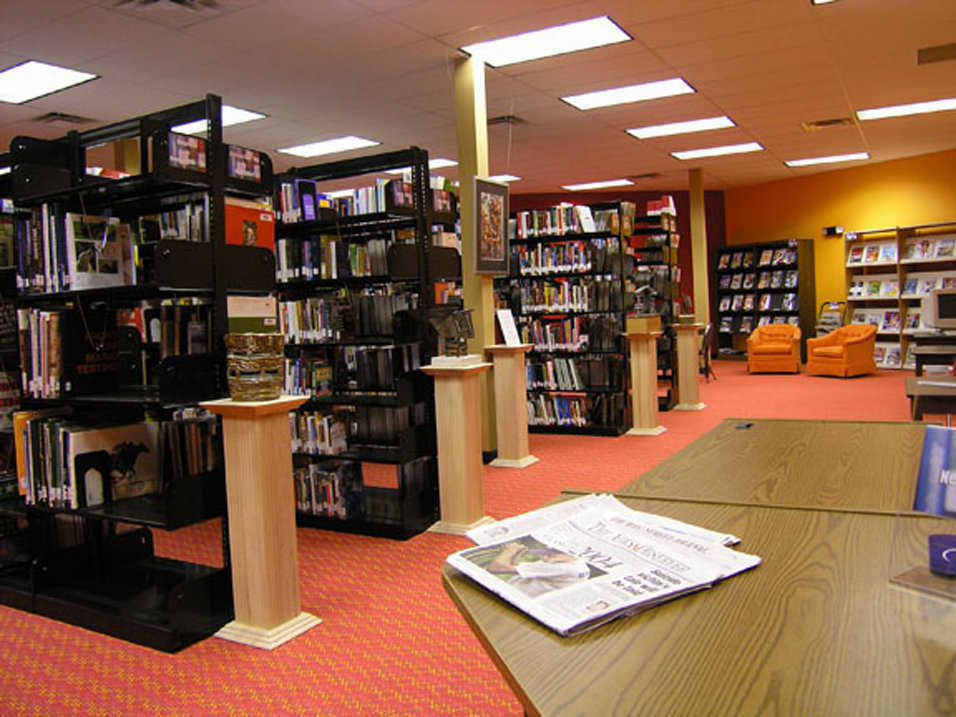 Library — An extensive, multimedia library serves SCA’s 280 students.