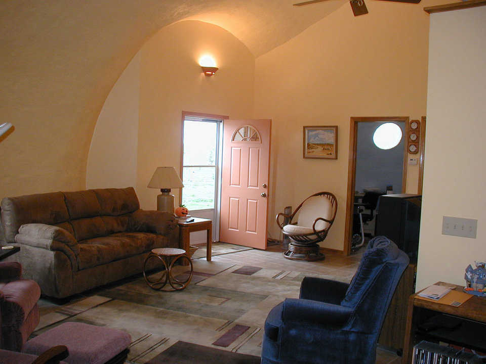 Living Room — The dome-home’s 1200-square-foot living space includes cozy, conversation areas.