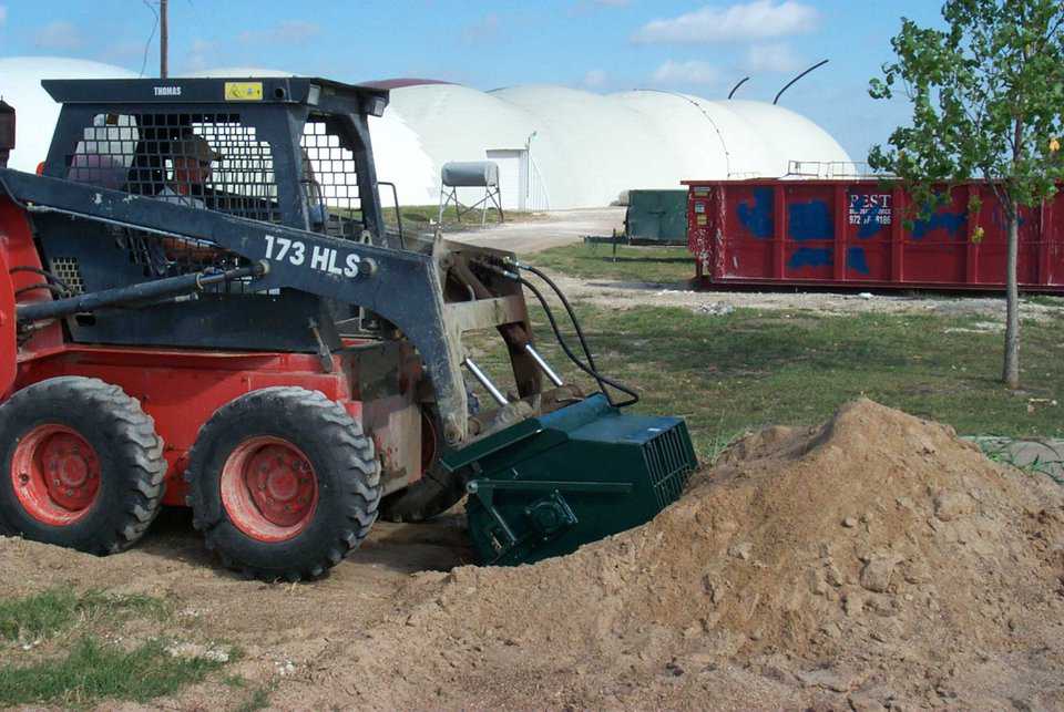 The Monolithic Mixer saves time by being able to scoop the materials up in seconds, versus loading others with shovels.  With a small amount of practice, and you can easily scoop up the exact amount of materials needed.