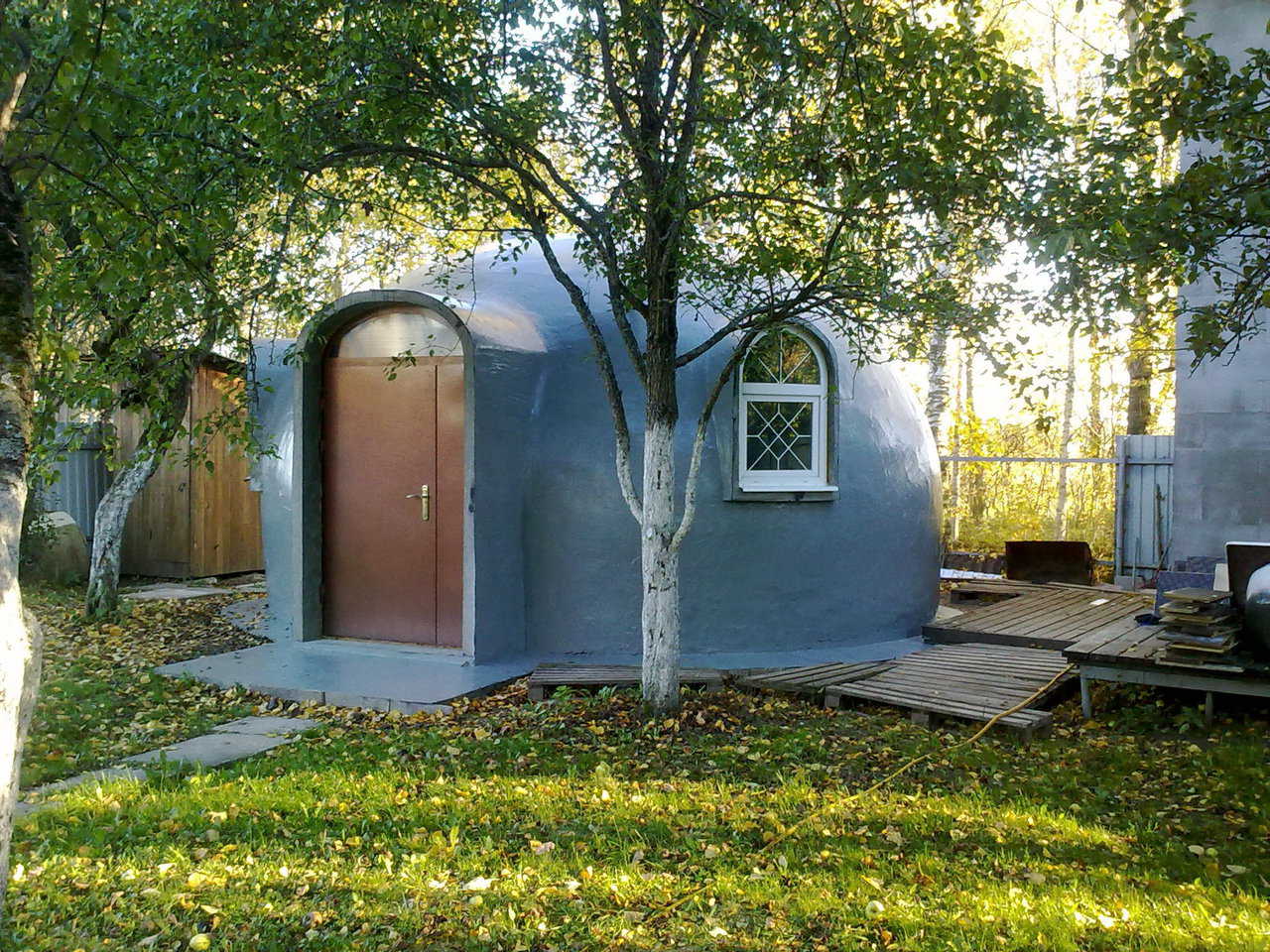 Fedora Pavlovskiy’s finished 20-foot Ecoshell.