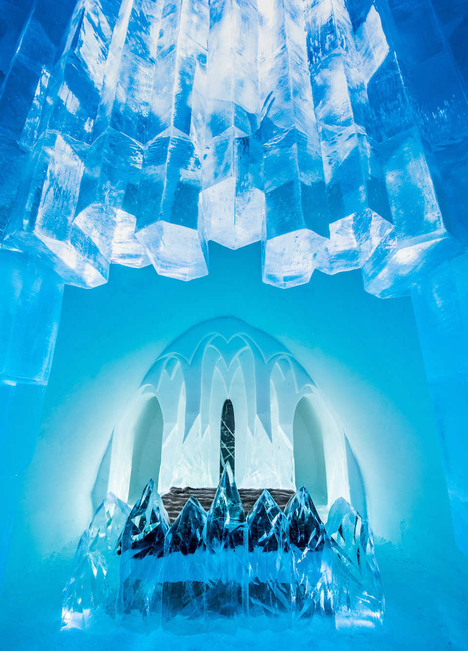 “Rhythm of the Arctic” by Shingo Saito & Netsuke Saito.