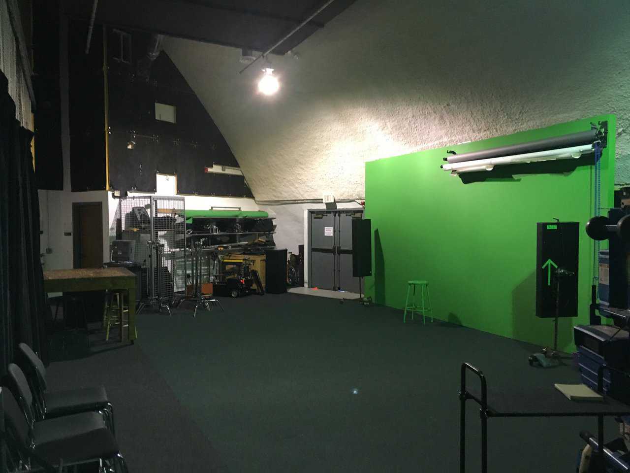School green screen