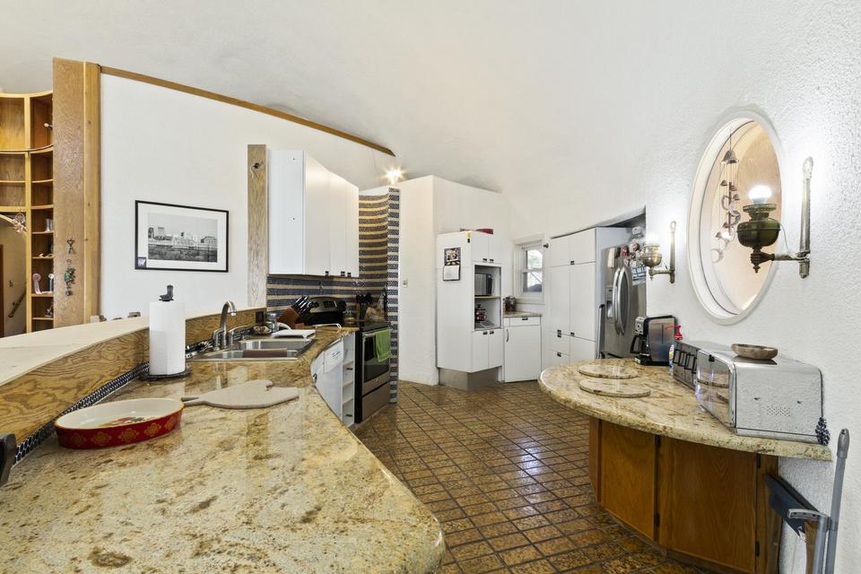 Open kitchen